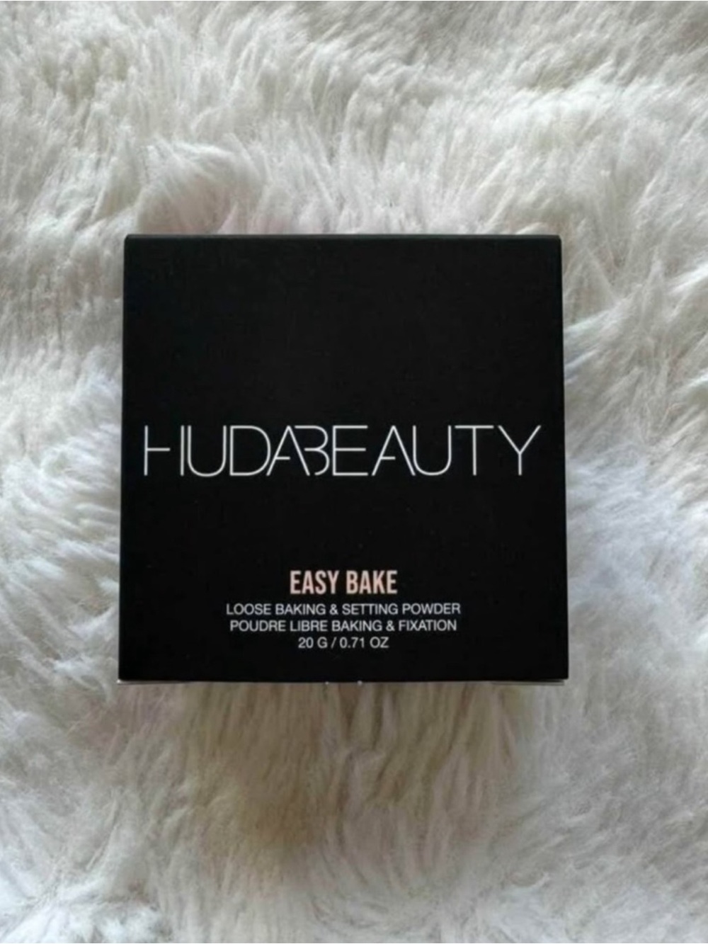 Huda Beauty Easy Bank Setting Powder